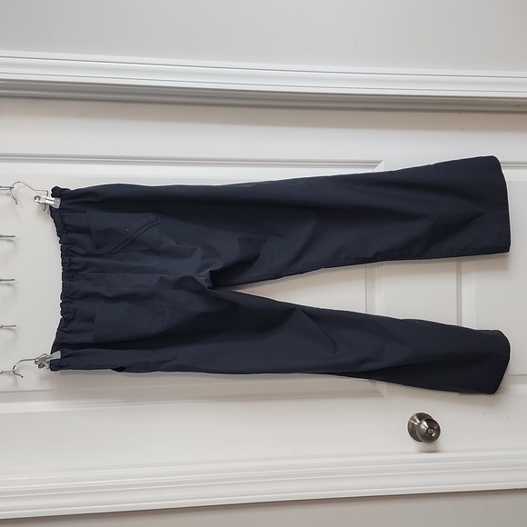 Cherokee scrub pants size medium - Picture 3 of 5